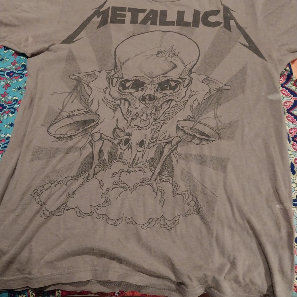 Metallica t shirt